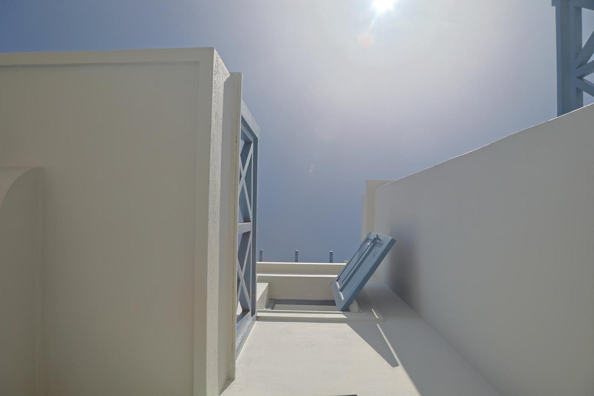 Athos Studios Tinos Luaran gambar