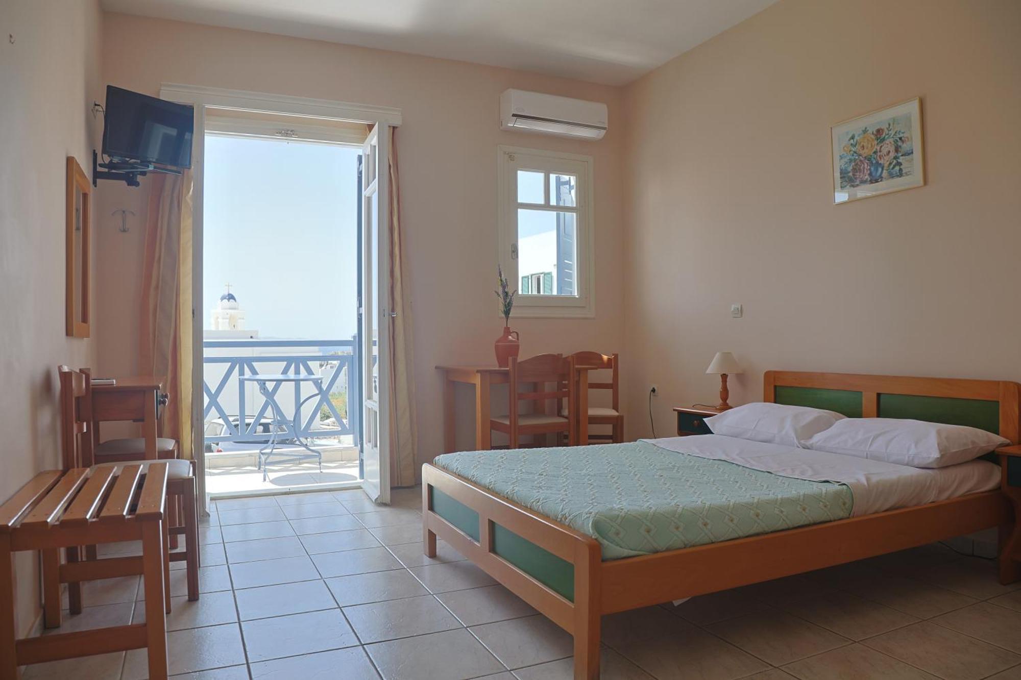 Athos Studios Tinos Luaran gambar